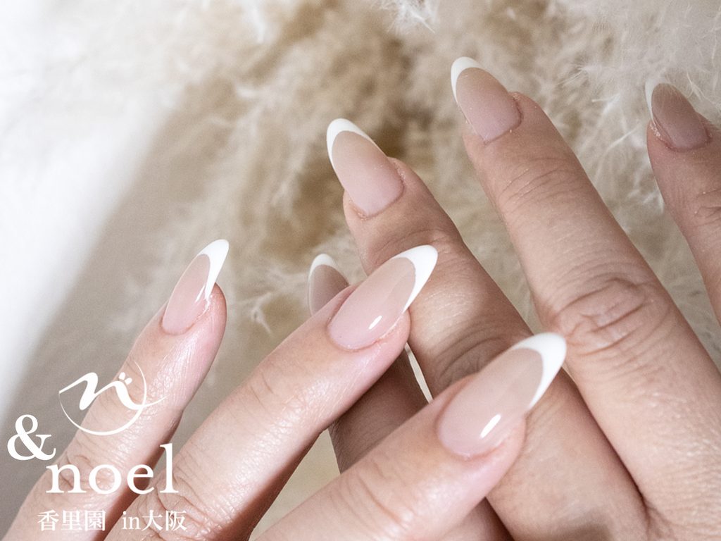 ネイルサロンアンドノエル | 枚方・寝屋川・交野で冬ネイル｜上品で大人可愛いネイルデザイン